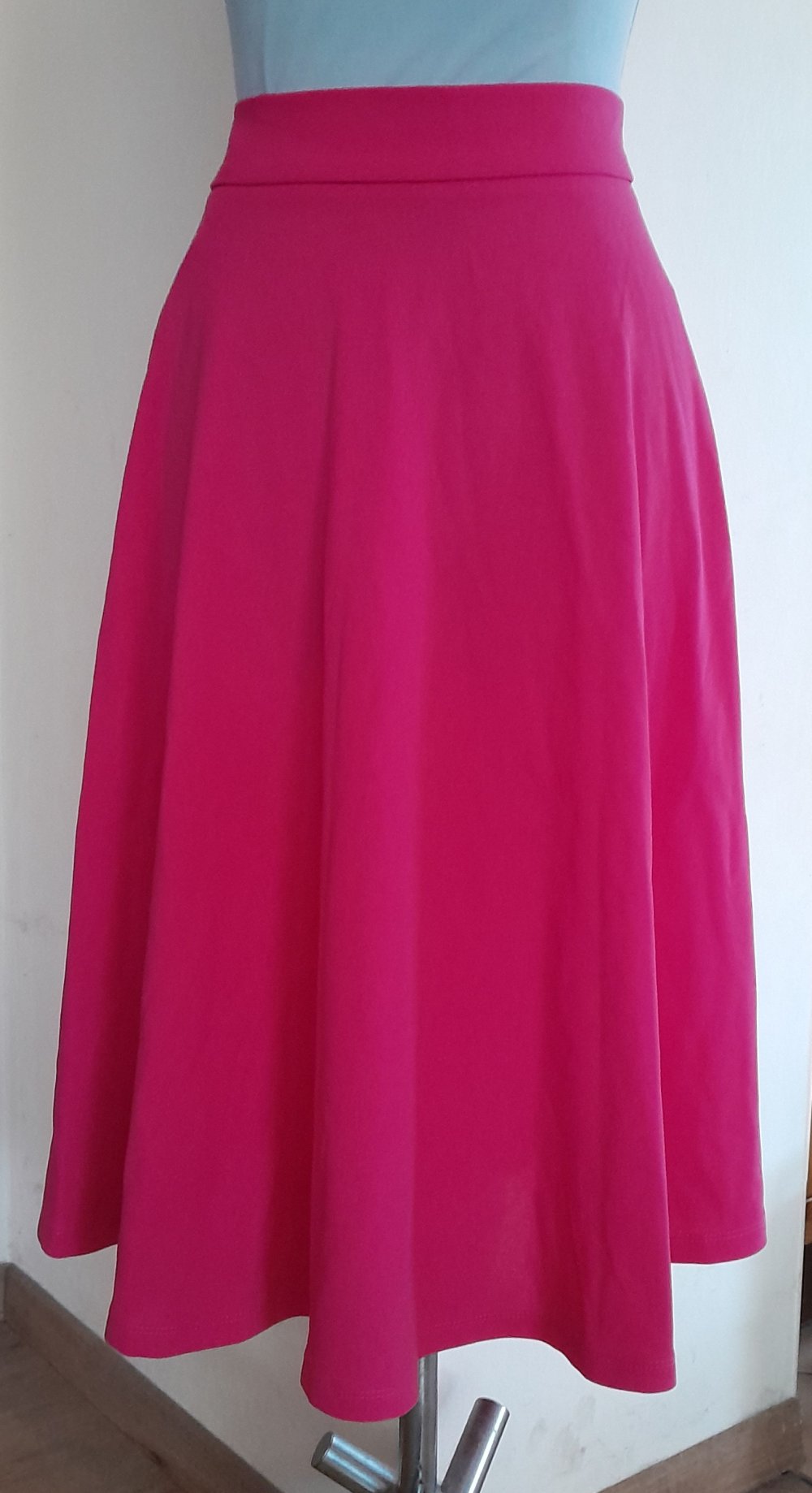 Wunderschöner High Waist Midirock in Pink, Gr.S/M
