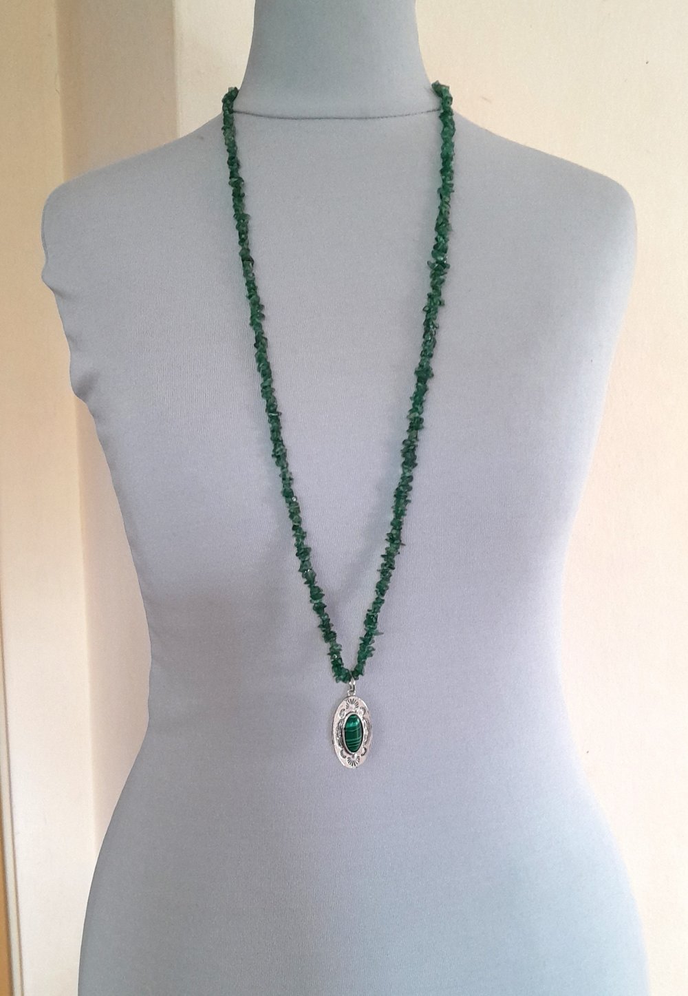 Wunderschöne Vintage Edelsteinkette mit filigranem Anhänger