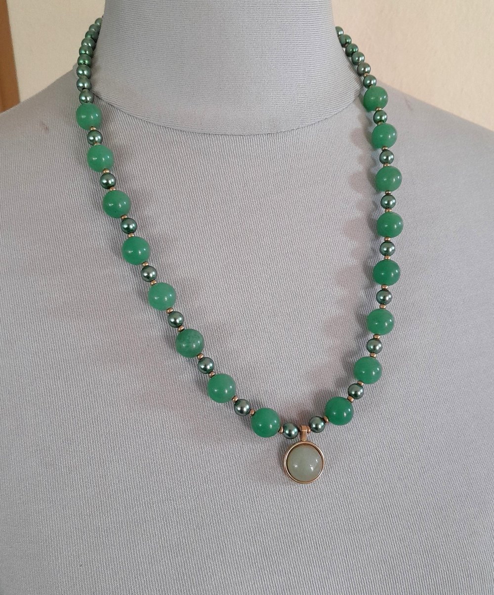 Ein Materialetikett ist leider nicht mehr vorhanden.