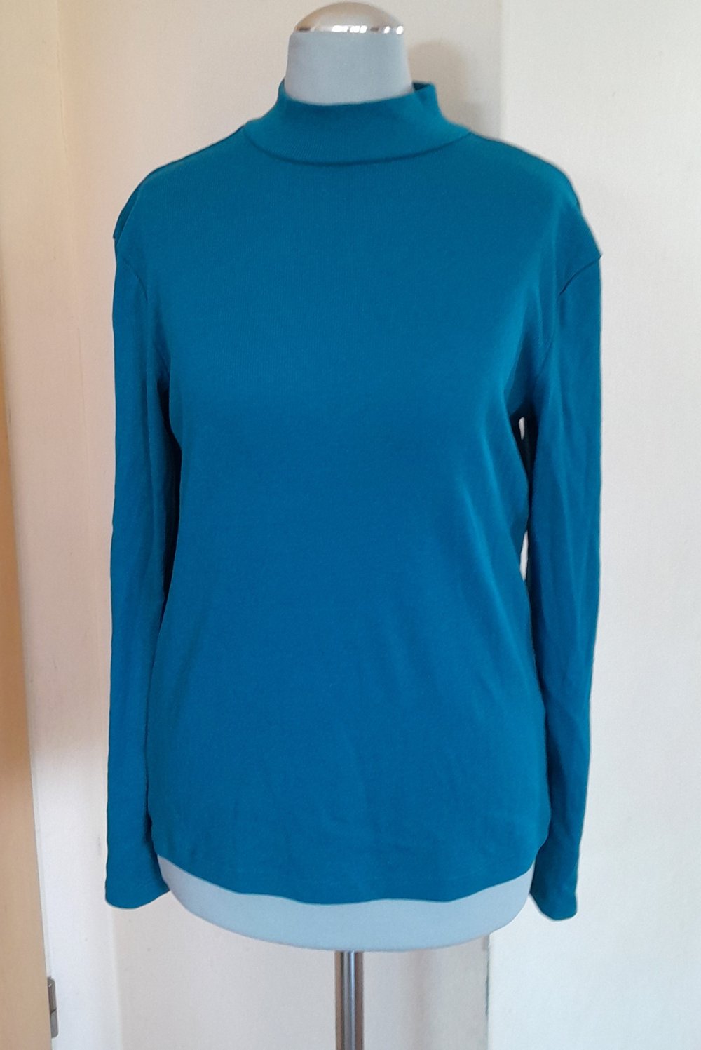 Fein geripptes Longsleeve in Petrol mit Turtleneck, Gr.S