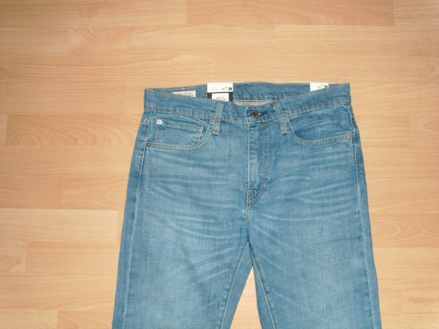 Jeans von Levis, slim Bootcut, blau, Gr. 44/46 ( 31/32) mit Etikett