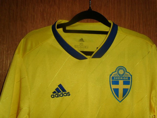 Trikot von Adidas, Schweden, gelb, Gr. XS