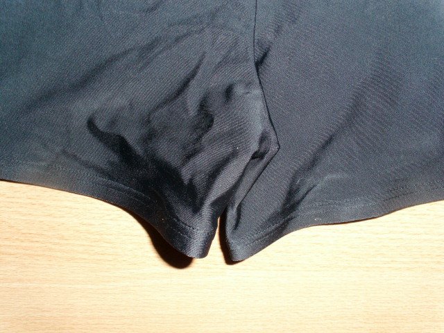 Badehose von Arena, schwarz-bunt, Gr. L (6) mit Etikett
