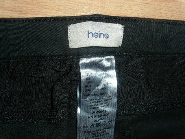 3/4 Jeans von Heine, schwarz, Gr. 42 mit Etikett