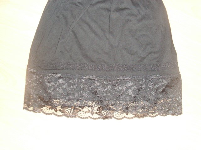 Trägertop von Paola, schwarz mit Spitze, Gr. 42