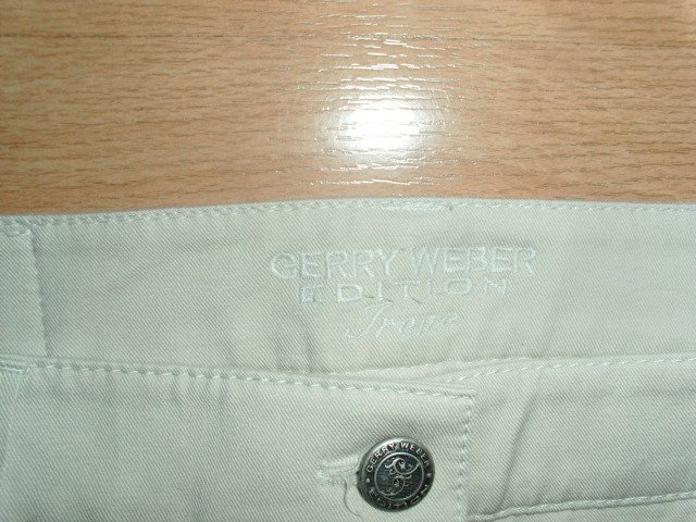 Hose von Gerry Weber, hellbeige, Gr. 42