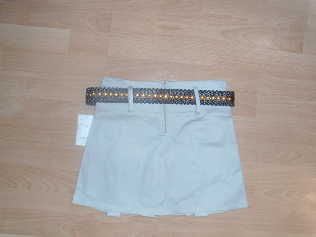 Rock von Looking Star, beige mit Gürtel, Gr. 36 mit Etikett