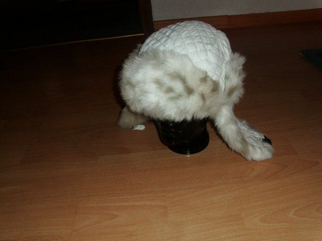 Fellmütze / Wintermütze / Chapka / Pilotenmütze, weiß-beige, KU 58 cm