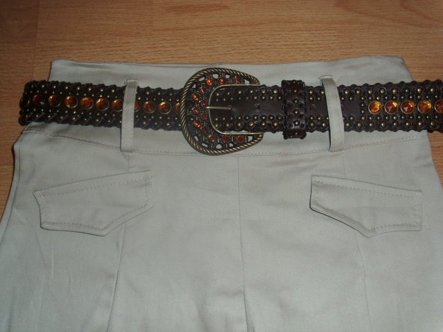 Rock von Looking Star, beige mit Gürtel, Gr. 36 mit Etikett