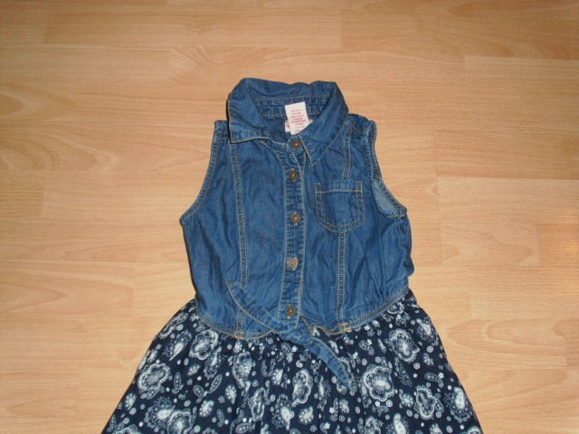 Kleid von Gillians Closet, mit weißen Motiven, Gr. 128