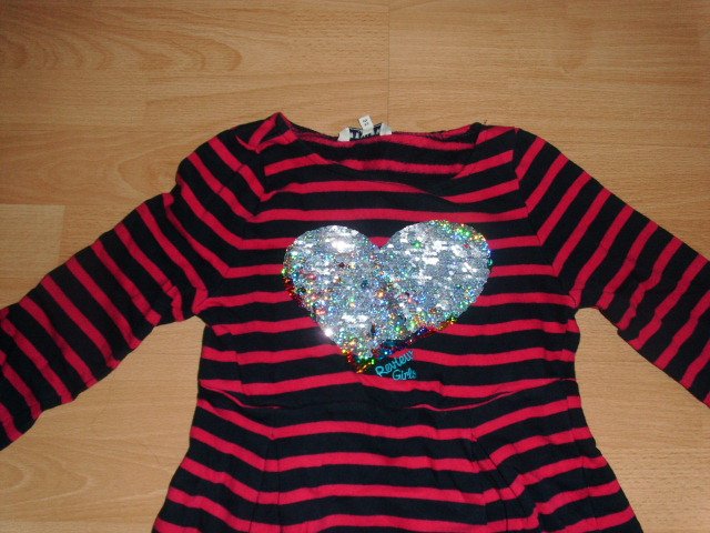 Kleid von Review, pink-blau gestreift mit Motiv, GR. 128