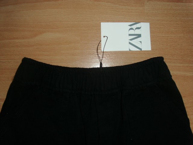 Hose von Zara, schwarz, Gr. 134 Neu mit Etikett