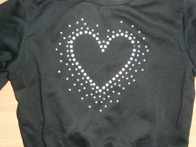 Sweatshirt von H&M, schwarz mit Motiv, Gr. 122