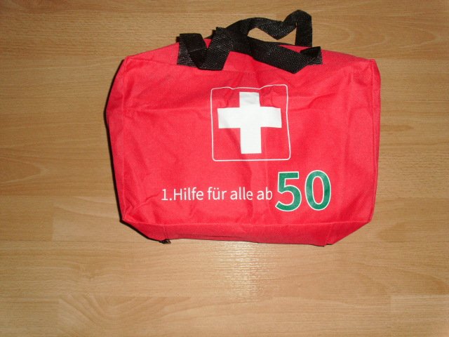 Erste Hilfe Tasche zum 50. Geburtstag 
