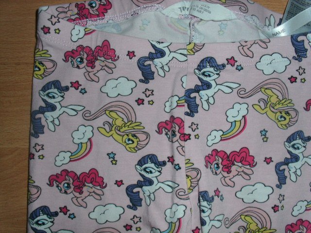 Caprileggings von H&M, rosa mit Motiv, Gr. 122