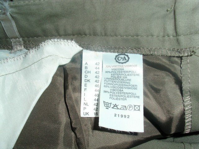 Hose von C&A, khaki, Gr. 40 