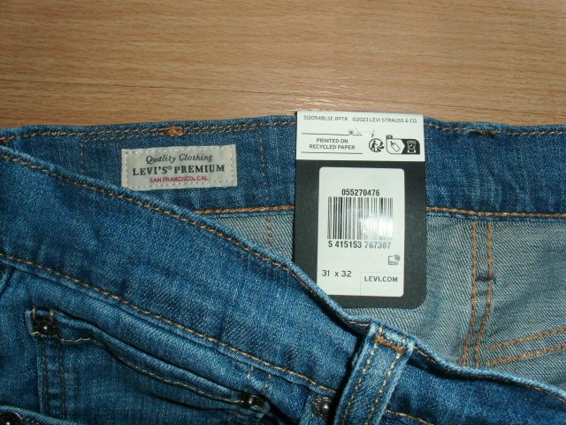 Jeans von Levis, slim Bootcut, blau, Gr. 44/46 ( 31/32) mit Etikett
