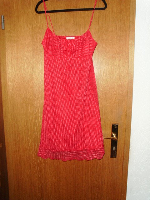 Sommerkleid von Orsay, rot mit weißen punkten, Gr. 38 mit Etikett