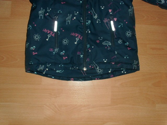 Winterjacke von H&M, blau mit Motiven, Gr. 122