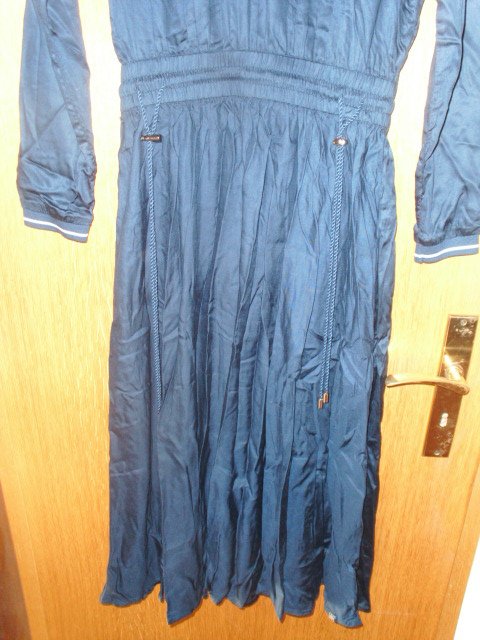 Midikleid von Hechter, blau, Gr. 36 mit Etikett