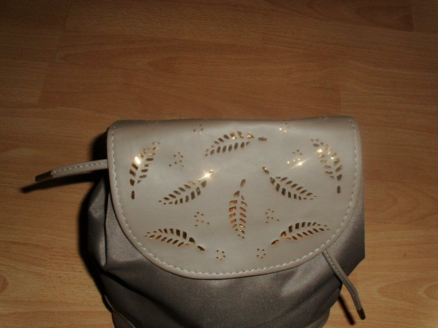 Kleiner Cityrucksack für Damen, taupe, neu