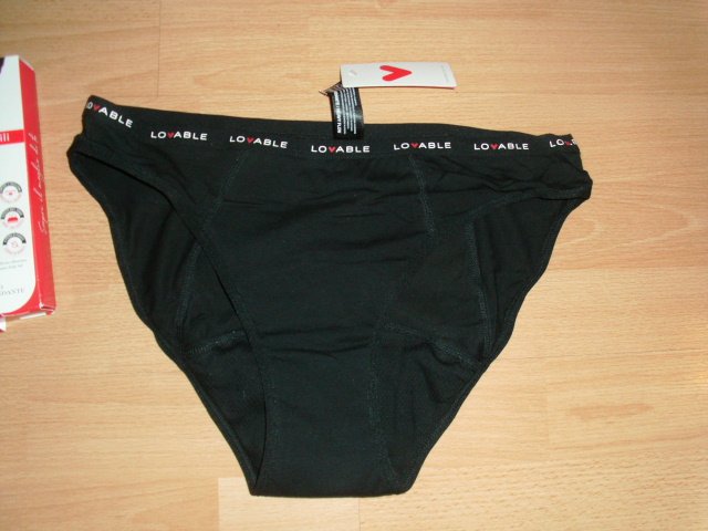 Menstruations-/ Periodenslip von Lovable, schwarz, Gr. 42 OVP