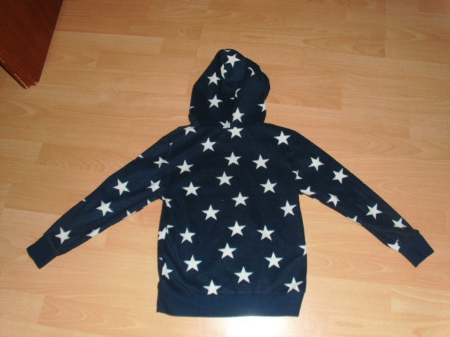 Fleecehoodie von H&M, dunkelblau mit Sternen, Gr. 122/128