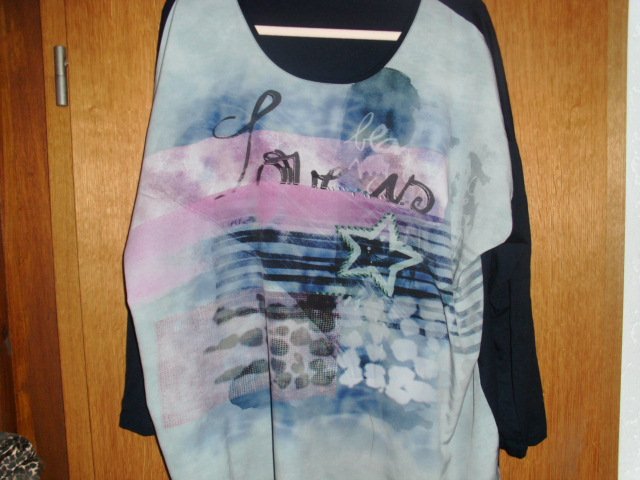 Langarmshirt von Gina Laura, schwarz mit Motiv, Gr. 50/52