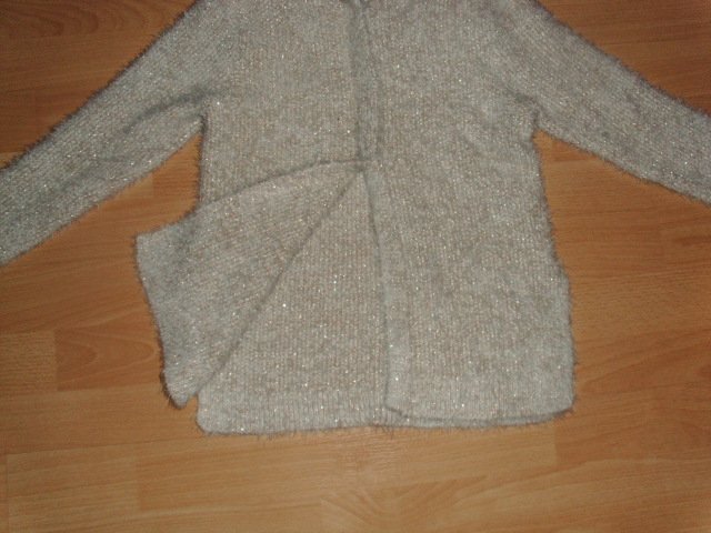 Cardigan von Zara, beige mit Kapuze, Gr. 122