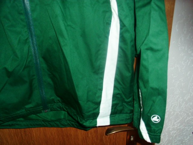 Regen- / Wetterjacke von Jako, grün, Gr. L mit Etikett