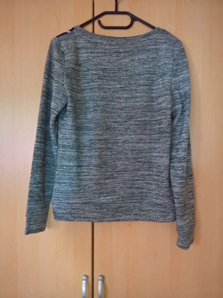 schöner Pullover Gr. S