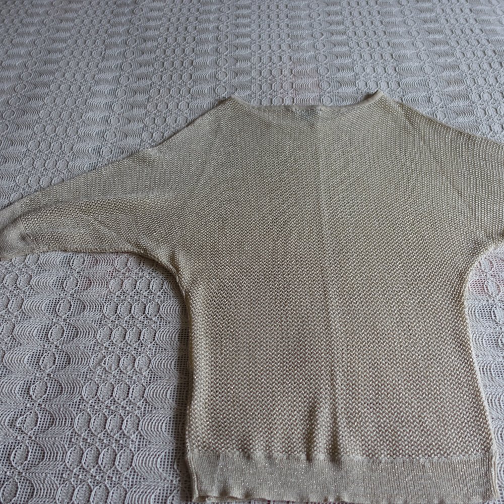 Pullover, Strickpullover, beige mit Goldglitzer, Gr. S bzw. ca. Gr. 36, Amisu