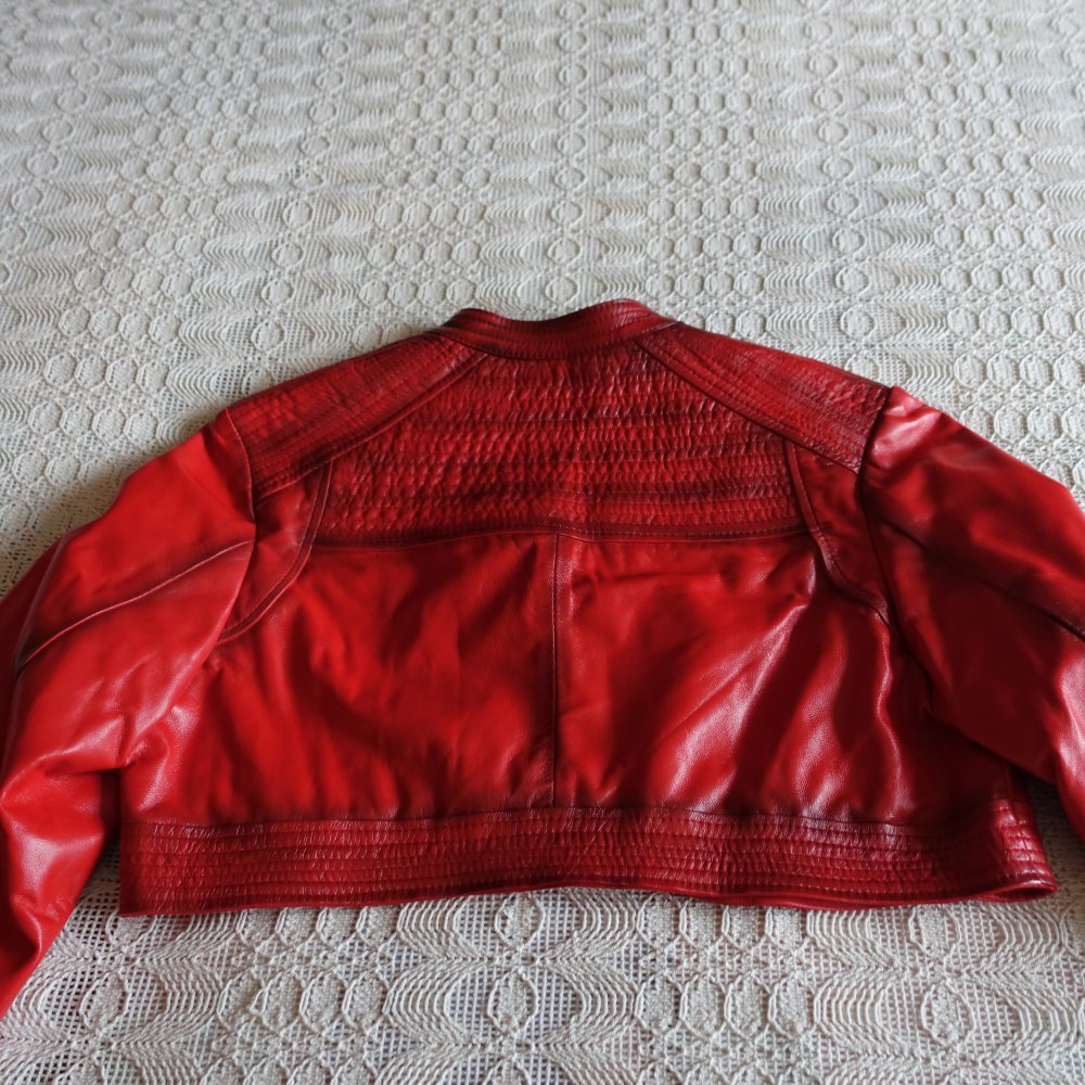 Jacke, Bolero, echt Leder, ca. Gr. 34/36 bzw. ca. Gr. XS/S, maßgeschneidert, neu, nicht getragen