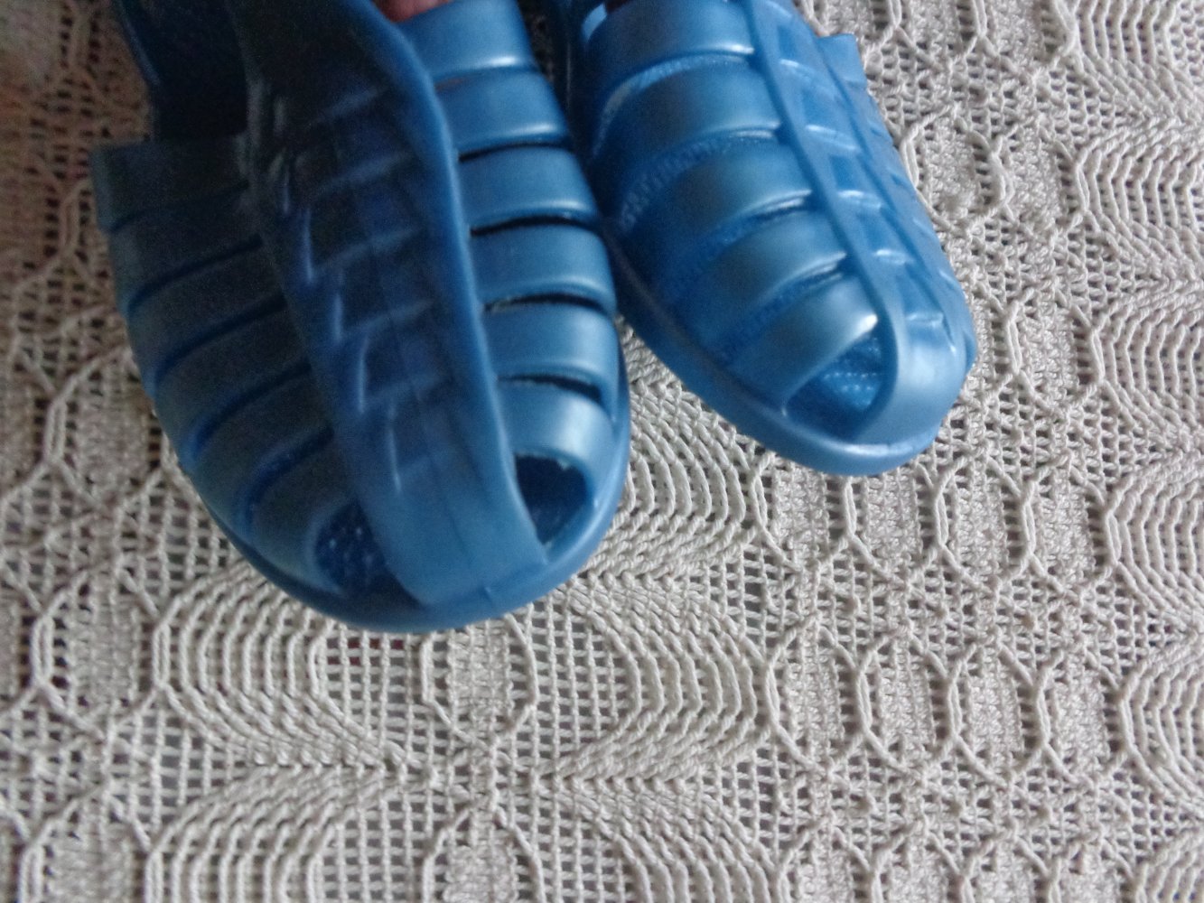 Badeschuhe Badesandalen Gr. 26 hellblau 