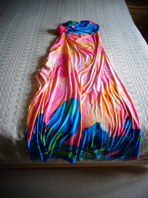 'Kleid/Abendkleid/Sommerkleid mit Blume für div. Anlässe Gr. 34, Gr. 36, Gr. 38, bunt