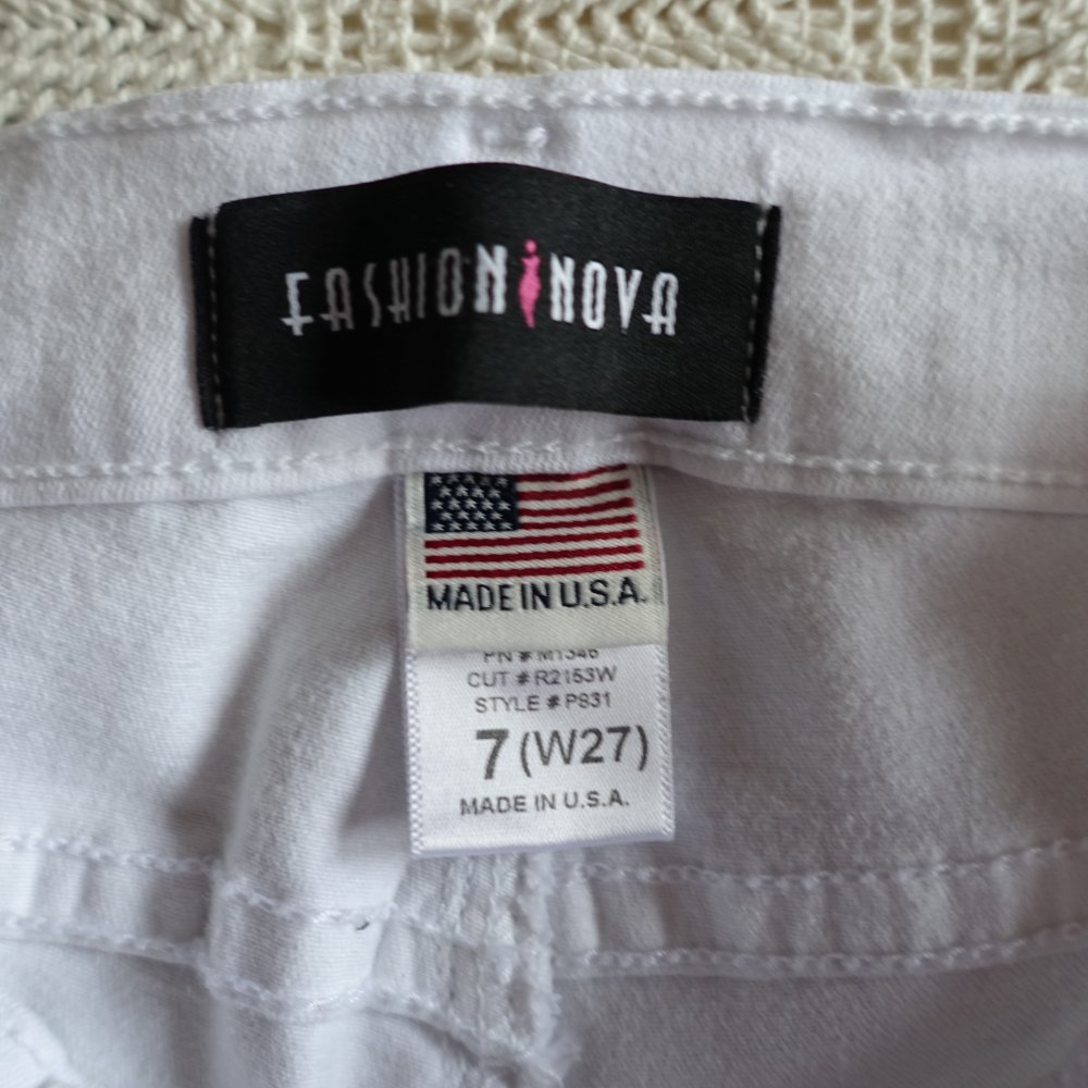 Jeans, Hose, Fashion Nova, Skinny, Röhrenjeans, Gr. 7 (W27), weiß