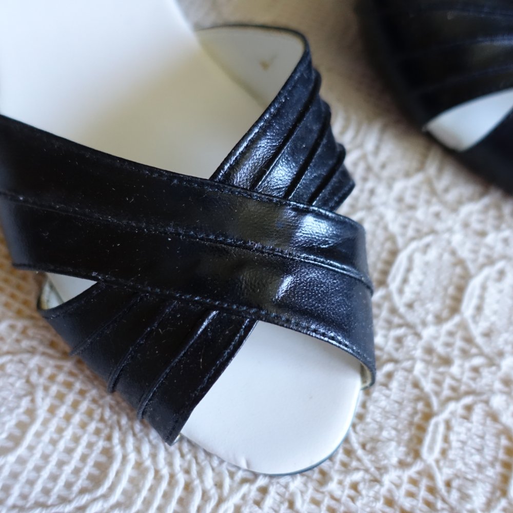Schuhe - Riemchen-Sandalette, schwarz, Gr. 37, Kunstleder