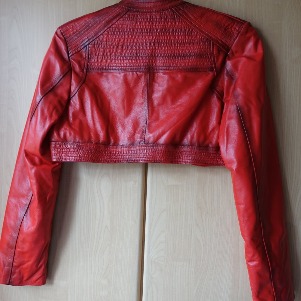 Jacke, Bolero, echt Leder, ca. Gr. 34/36 bzw. ca. Gr. XS/S, maßgeschneidert, neu, nicht getragen