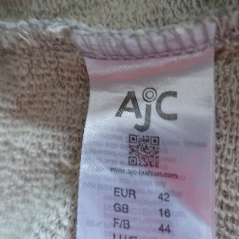 Jogginghose, Freizeithose, Gr. 42 bzw. ca. Gr. L, grau/schwarz, Totenköpfe, AJC