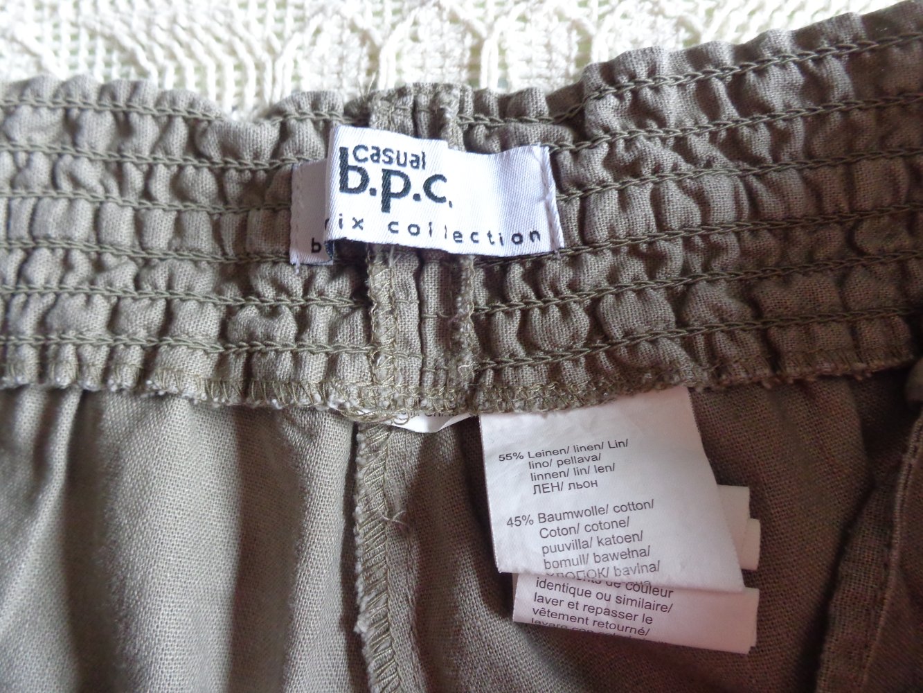 Shorts, Leinenshorts, kurze Hose, Hot Pant, oliv, Gr. 38, Bonprix