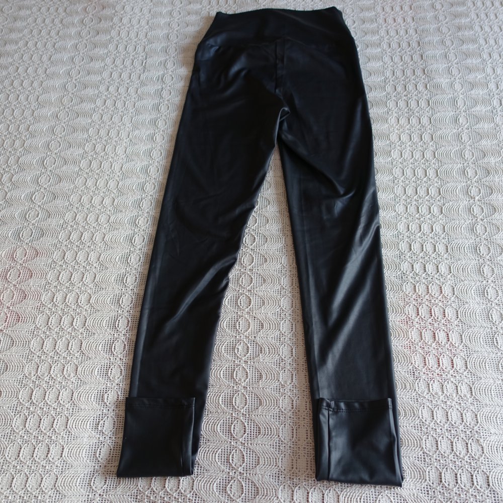 Leggings, Lederoptik, ca. Gr. 34? bzw. ca. Gr. XS, schwarz, RV, Fashion Nova