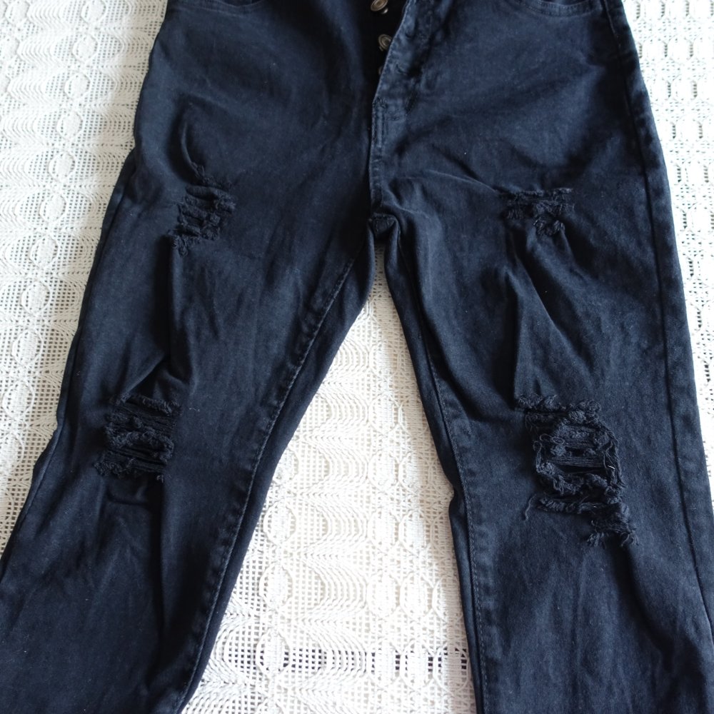 Jeans, Hose, Röhrenjeans, Shein, Gr. M bzw. ca. Gr. 36/38, schwarz