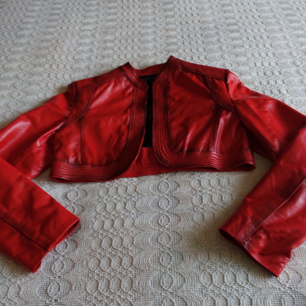 Jacke, Bolero, echt Leder, ca. Gr. 34/36 bzw. ca. Gr. XS/S, maßgeschneidert, neu, nicht getragen