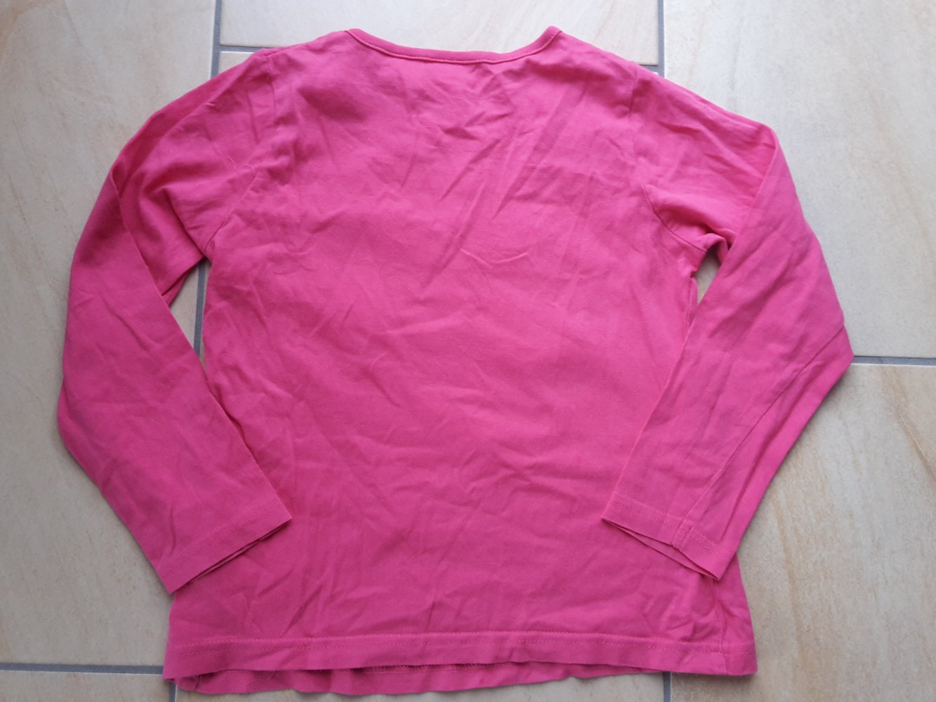 schönes Hello Kitty LAShirt in Gr. 116/122