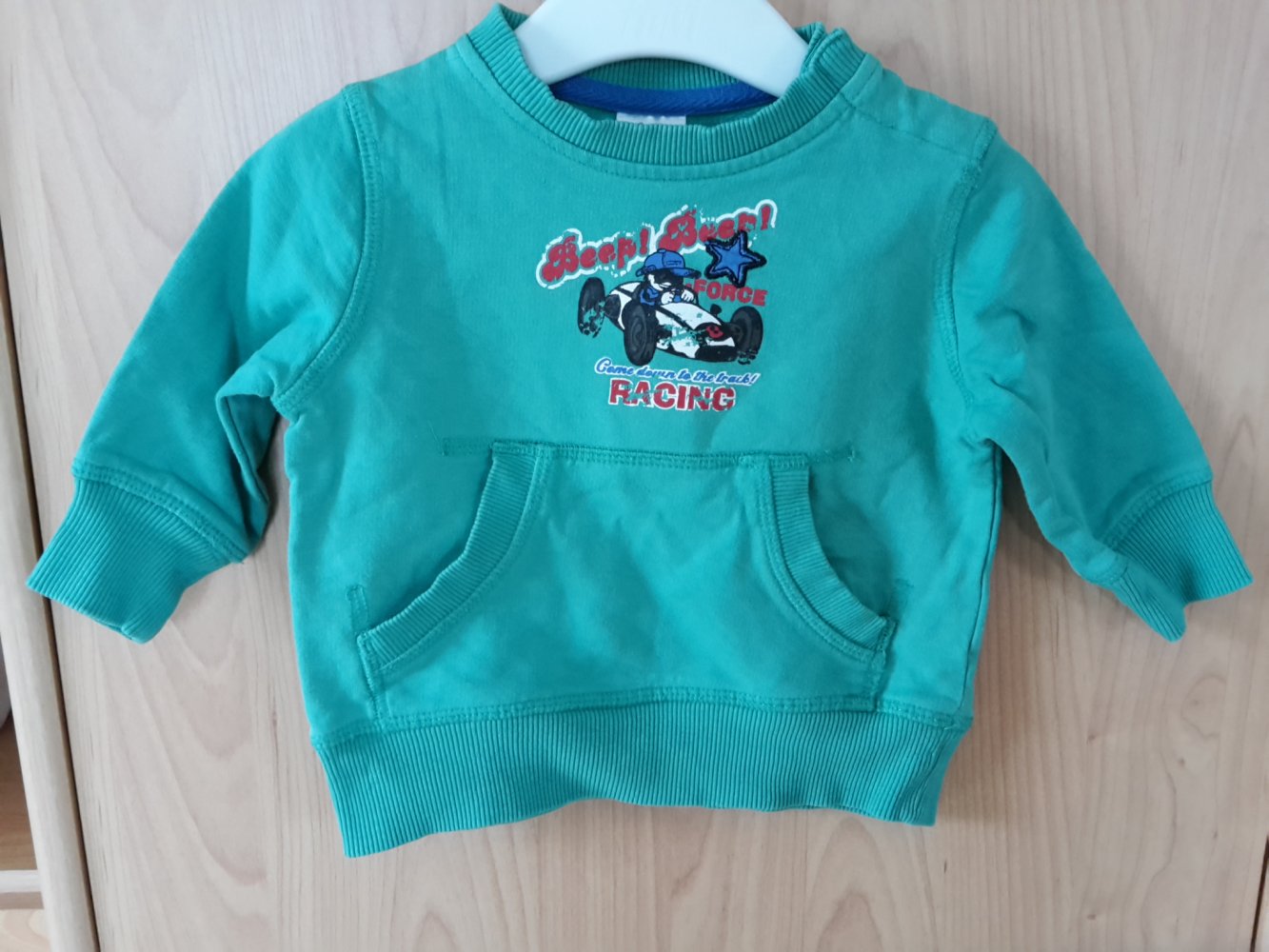 grünes LA-Shirt/ Pullover in Gr. 62/68 papagino