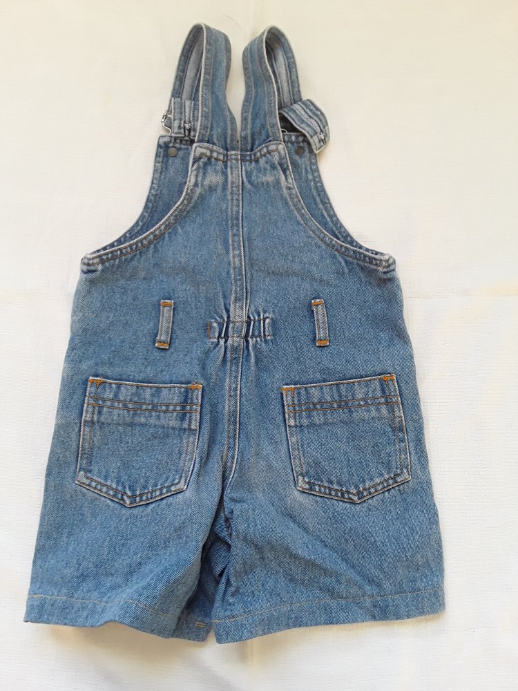 Jeanslatzshorts in Gr. 98