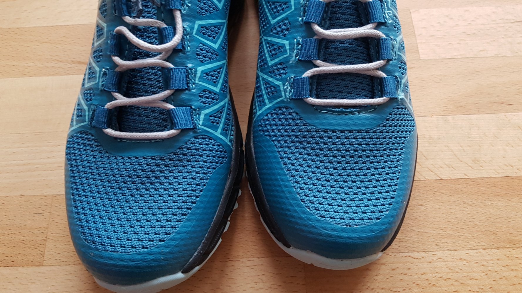 neue Komfort-Trekkingschuhe Größe 39 von wonder walk