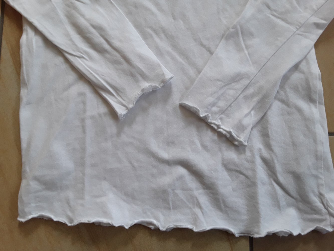 weißes LAShirt 128