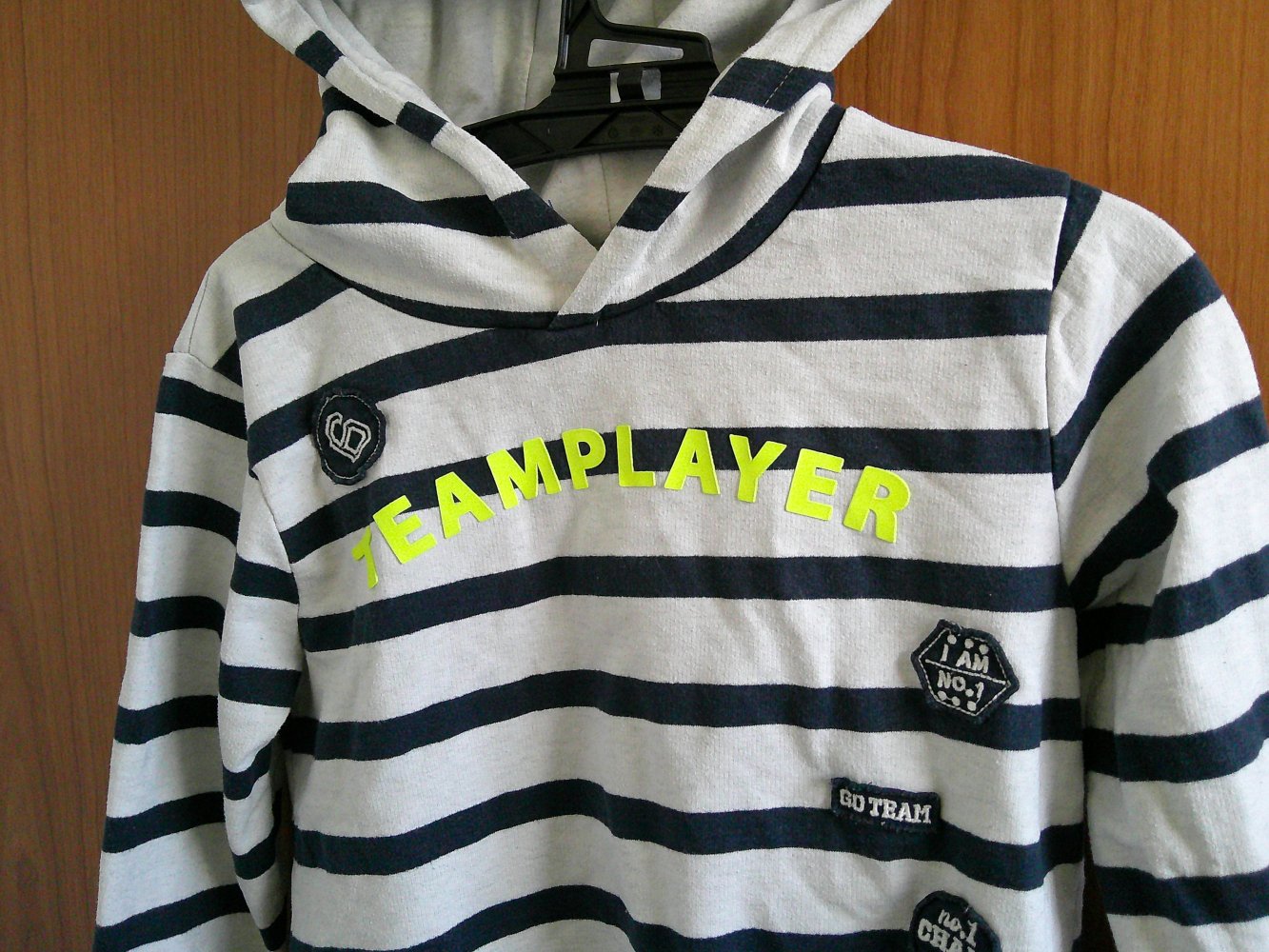 Hoody/ Kapuzensweatshirt Gr. 128 von Topolino