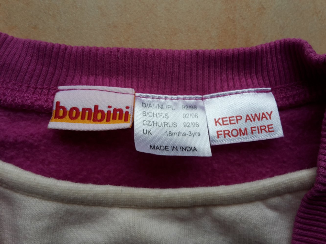 Sweatshirt in Gr. 92/98 von bonbini